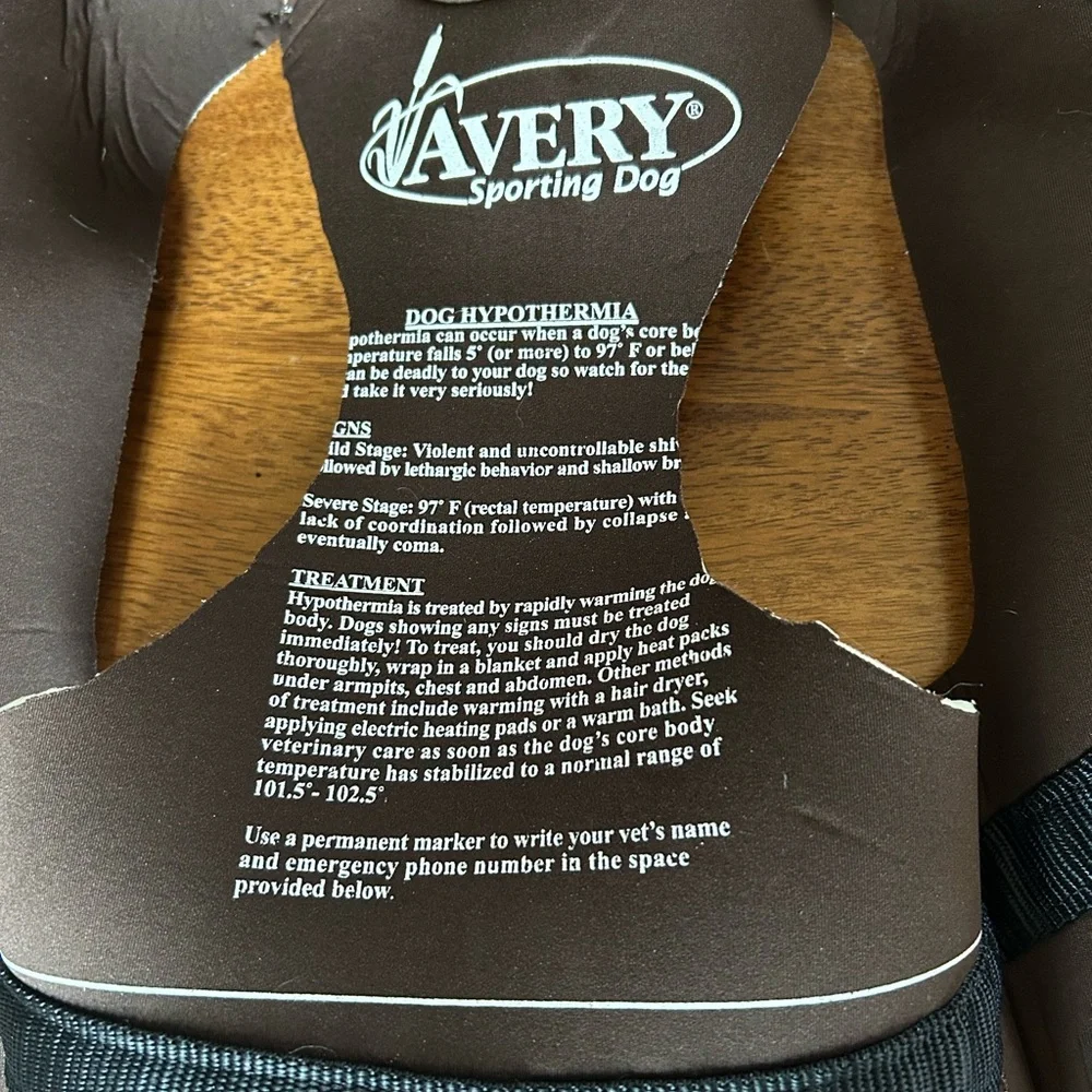Avery Boater Neoprene Dog Vest for Duck Hunting Water Sports Wet Suit Sz M